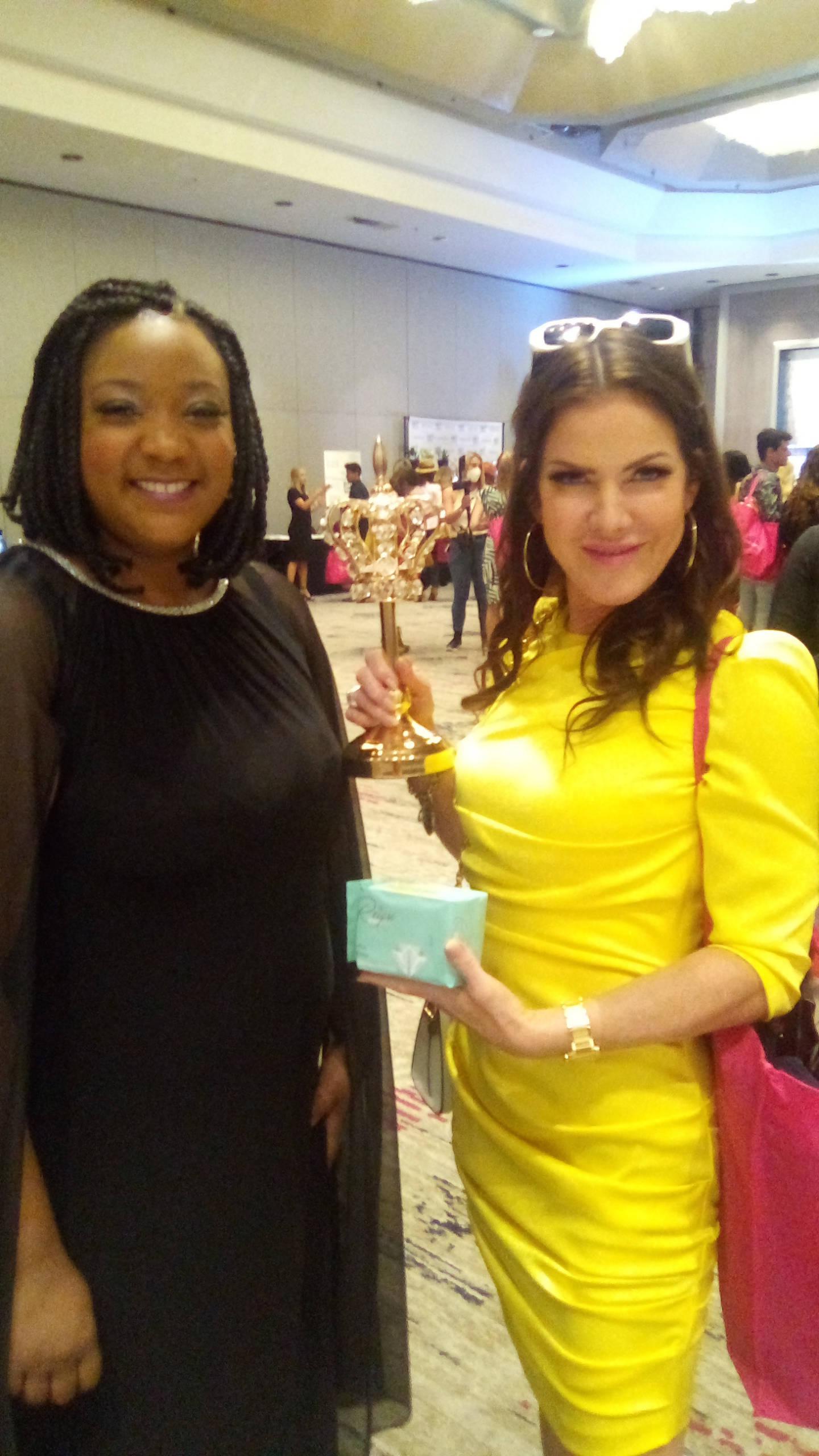 Ultra Thin Panty Liners (30 Per Pack) - Reign Pads - BlackOwned365